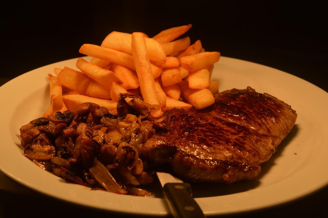 The Anglers Rest Hotel Headford 外观 照片